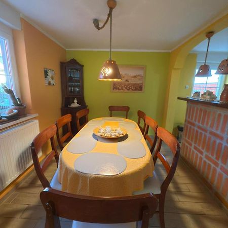 Sobe-Apartma Maribor Buitenkant foto