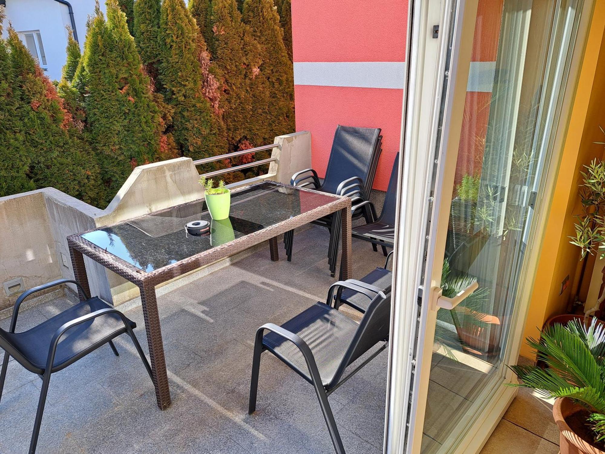 Sobe-Apartma Maribor Buitenkant foto