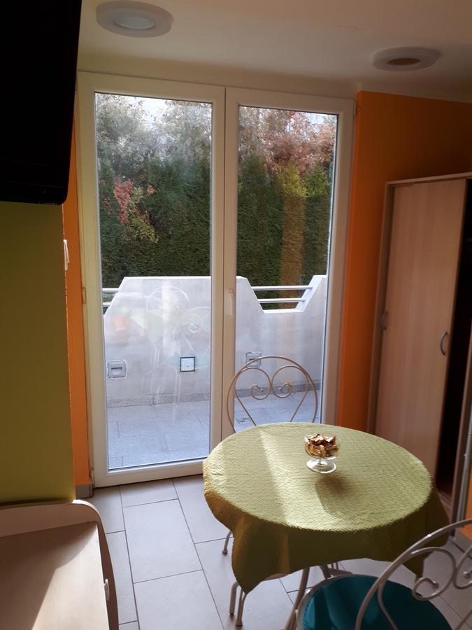 Sobe-Apartma Maribor Buitenkant foto