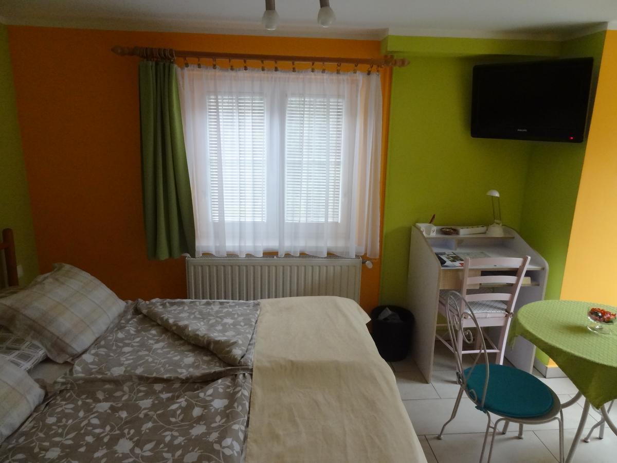Sobe-Apartma Maribor Buitenkant foto