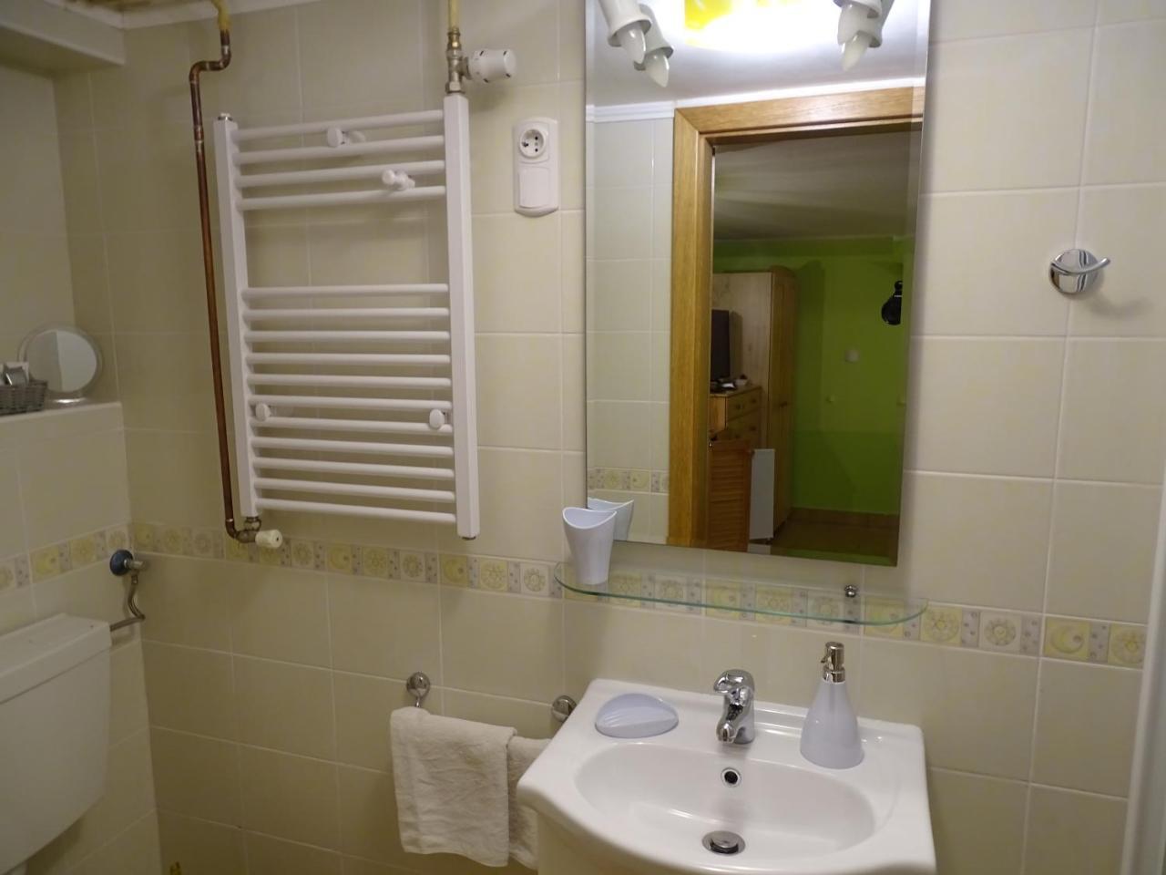 Sobe-Apartma Maribor Buitenkant foto