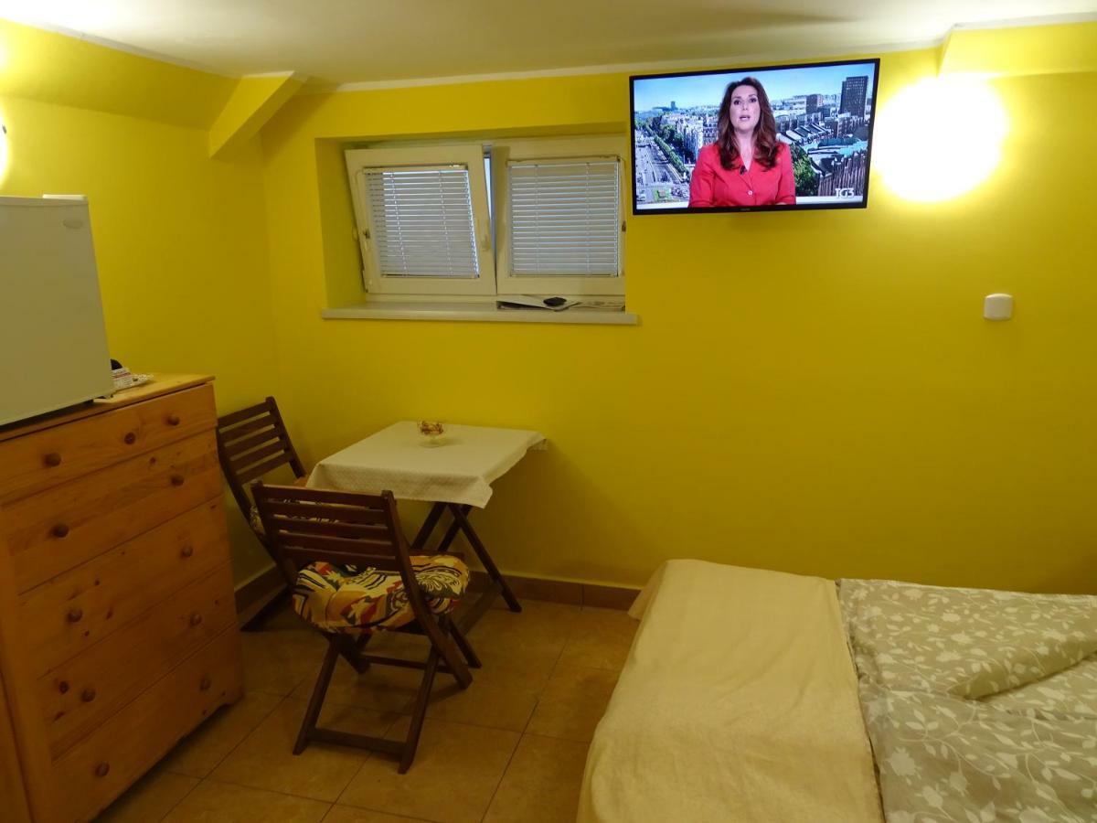 Sobe-Apartma Maribor Buitenkant foto