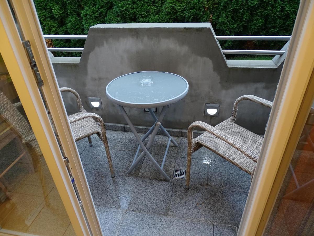 Sobe-Apartma Maribor Buitenkant foto
